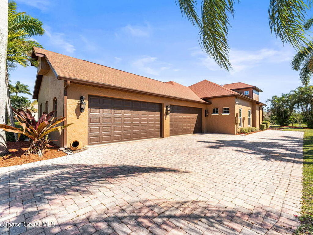 5137 Royal Paddock Way, Merritt Island, FL 32953