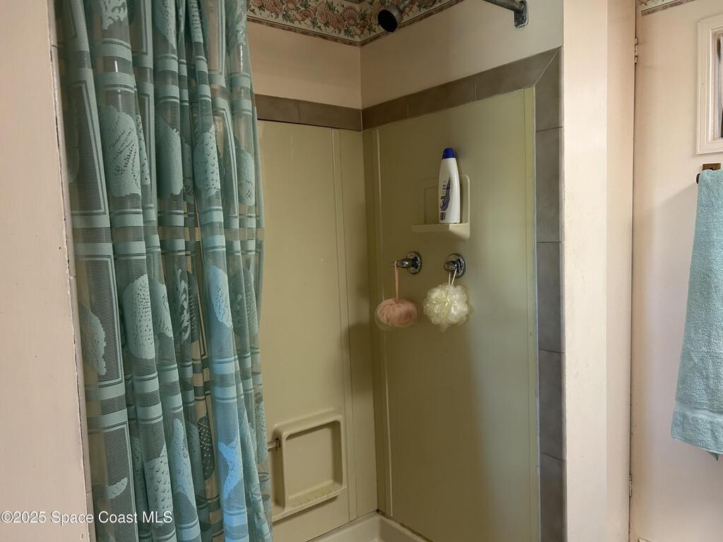 250 Blossom Lane, Palm Bay, FL 32907