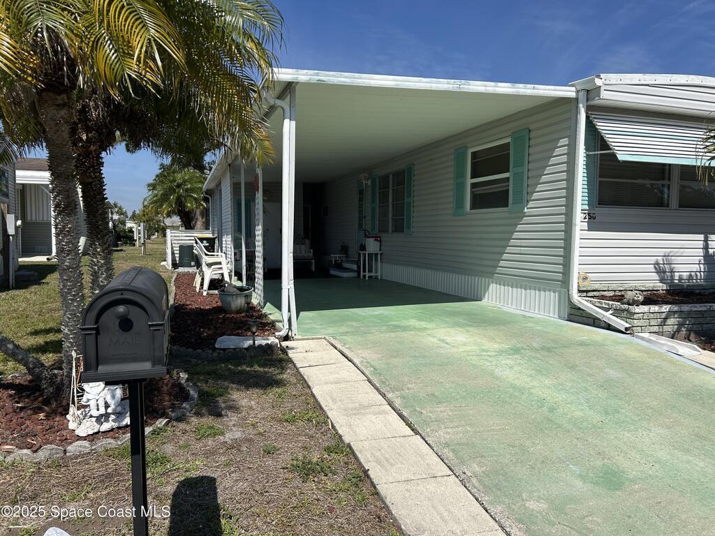 250 Blossom Lane, Palm Bay, FL 32907