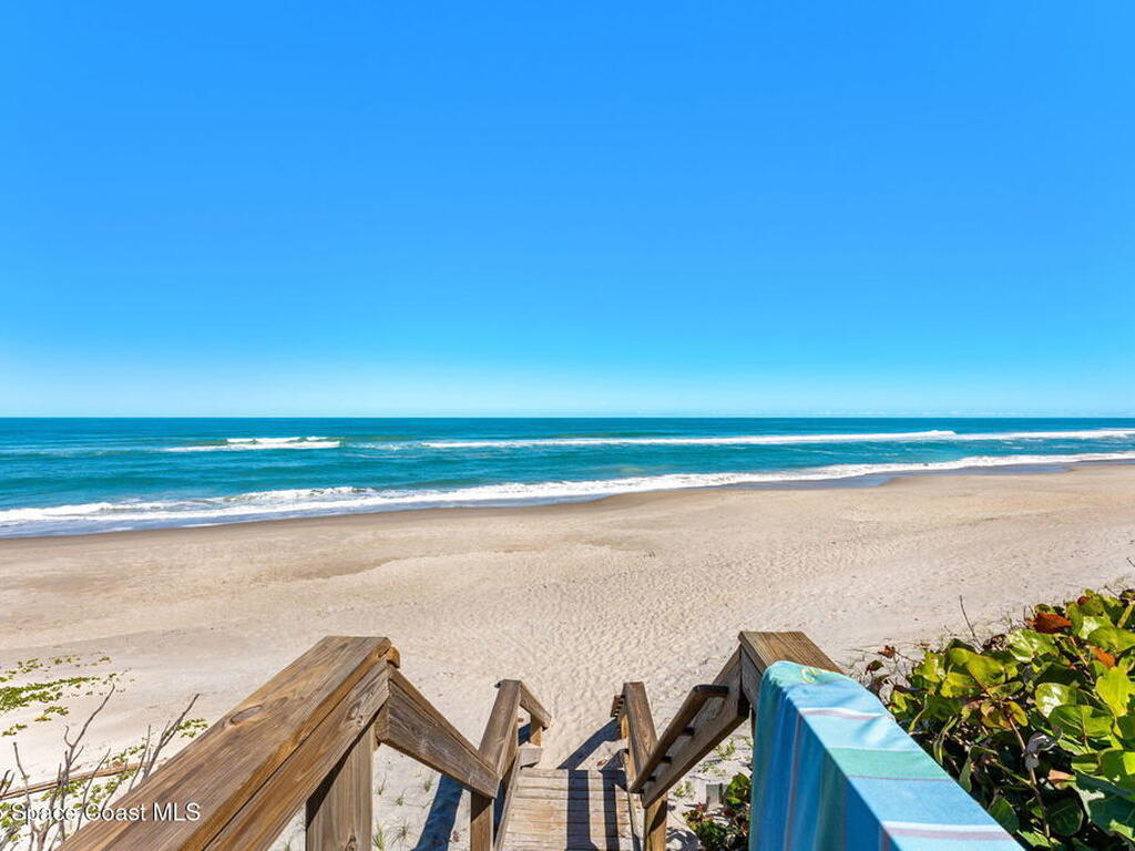 3220 River Villa Way, Melbourne Beach, FL 32951
