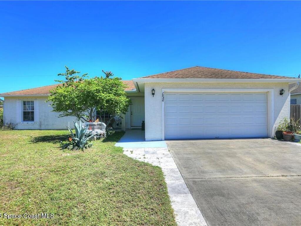 7856 101st Avenue, Vero Beach, FL 32967