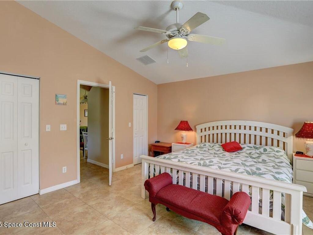 7856 101st Avenue, Vero Beach, FL 32967