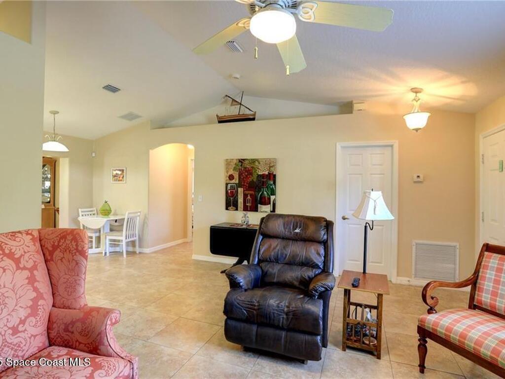 7856 101st Avenue, Vero Beach, FL 32967