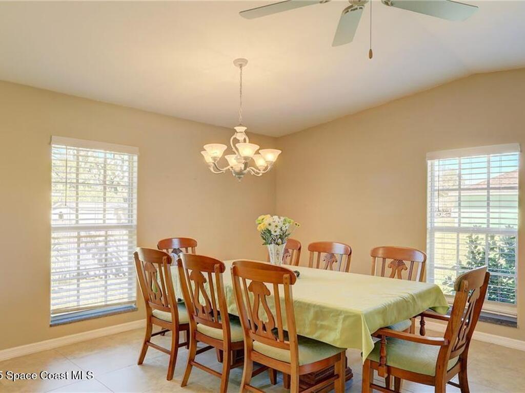 7856 101st Avenue, Vero Beach, FL 32967