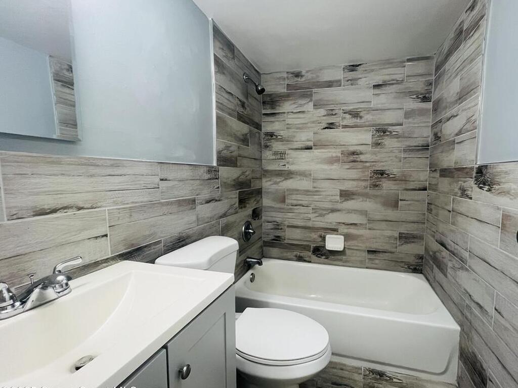 250 N Banana River Drive, Merritt Island, FL 32952