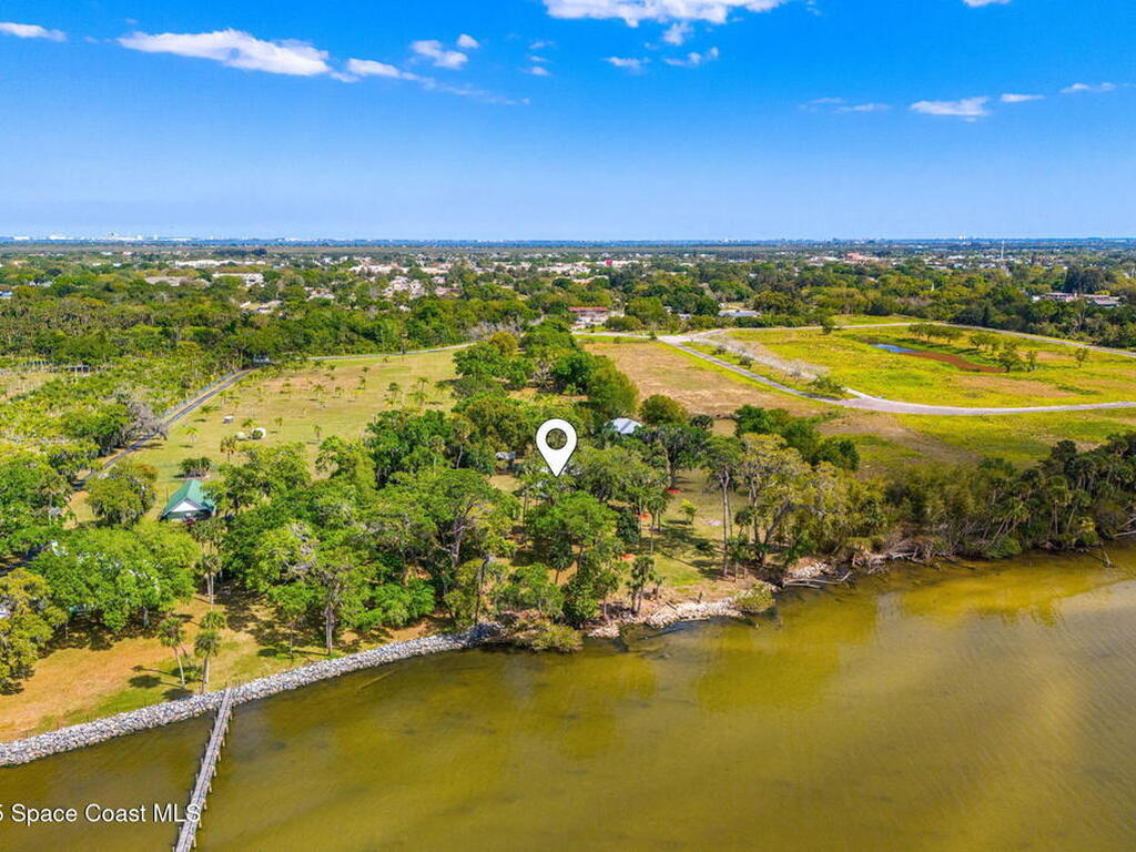 1605 N Tropical Trail, Merritt Island, FL 32953