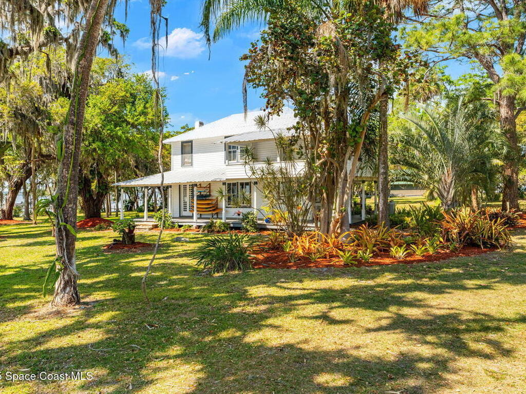1605 N Tropical Trail, Merritt Island, FL 32953