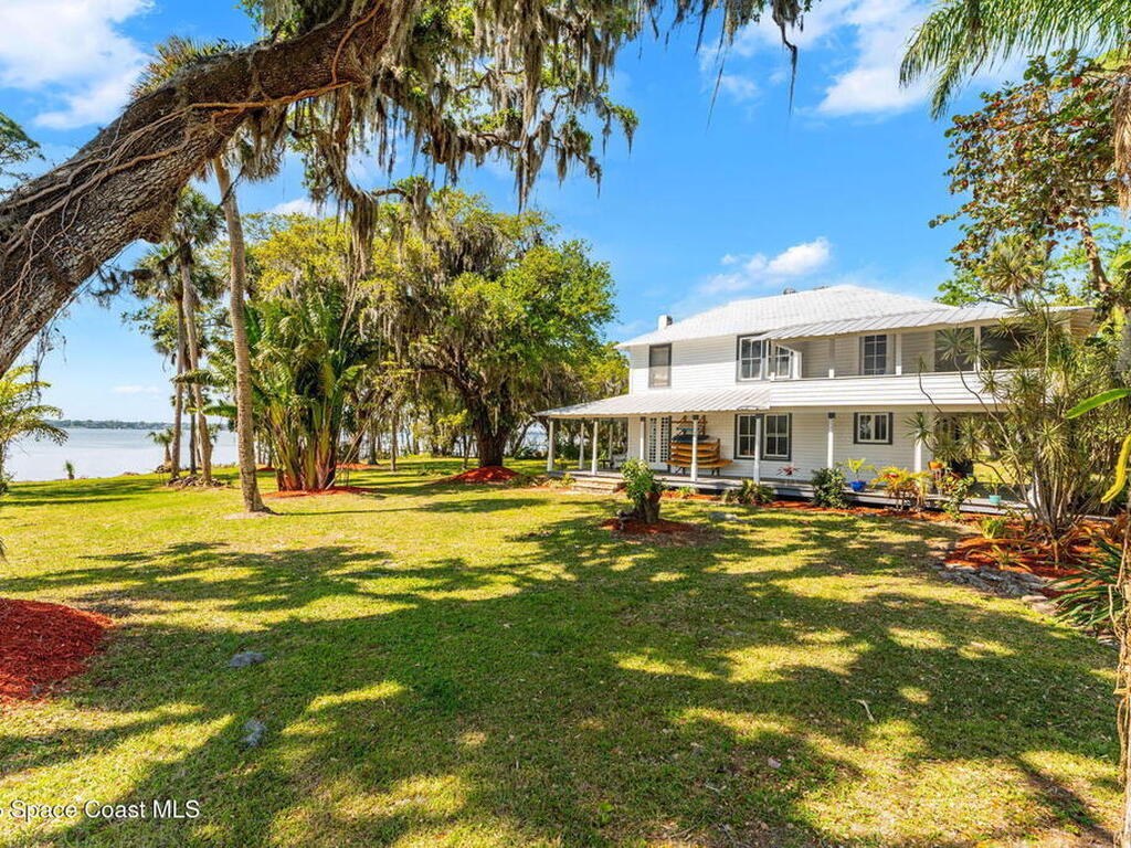1605 N Tropical Trail, Merritt Island, FL 32953