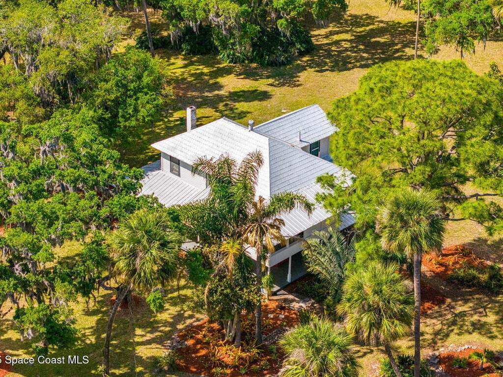 1605 N Tropical Trail, Merritt Island, FL 32953