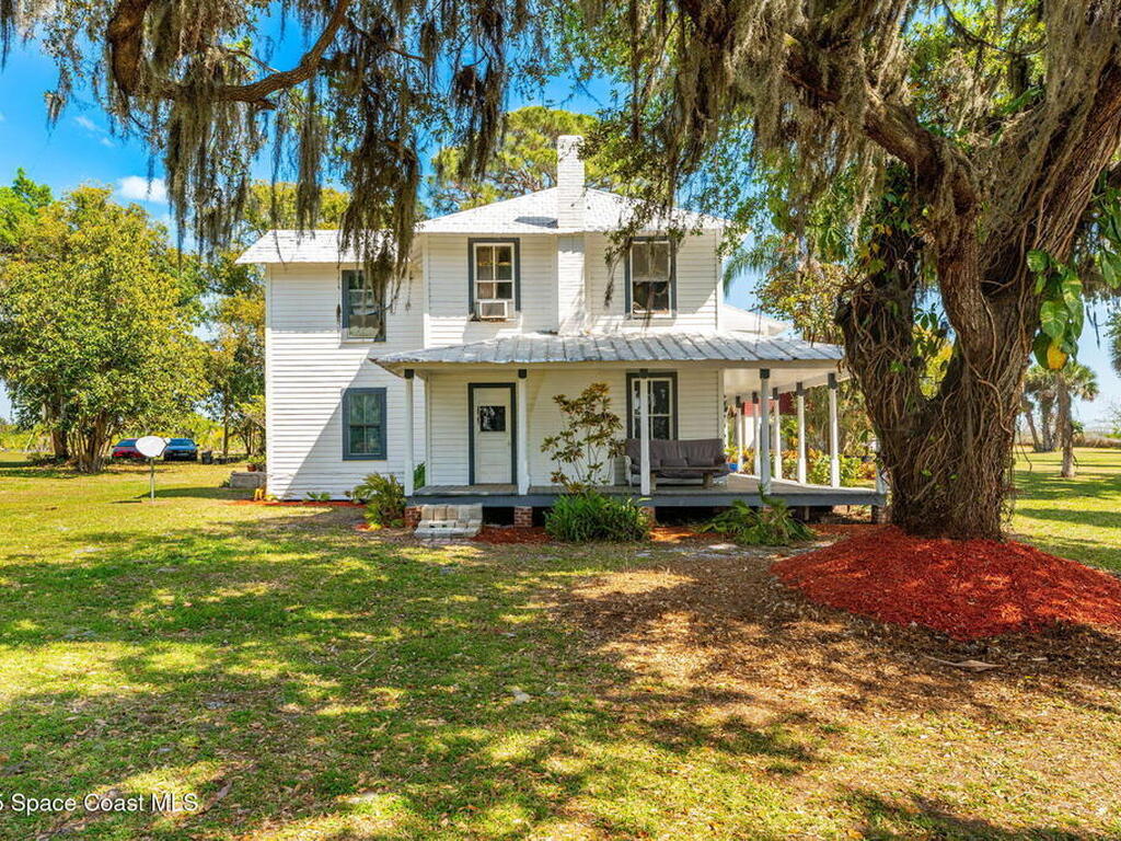 1605 N Tropical Trail, Merritt Island, FL 32953