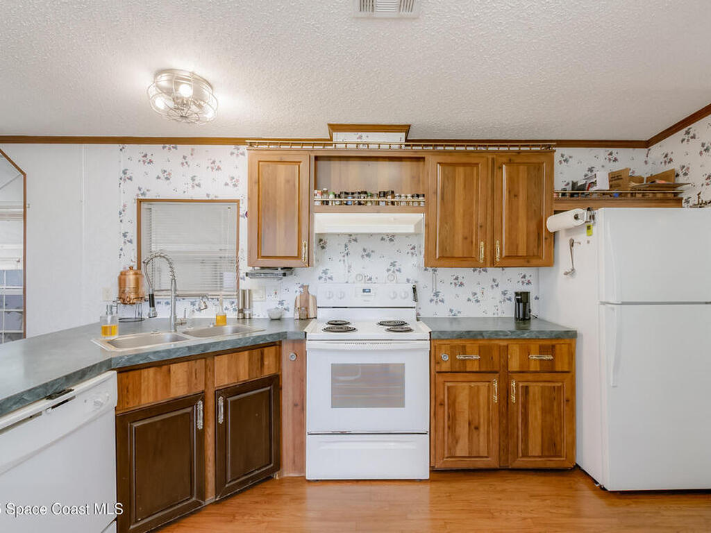 251 Blossom Lane, Palm Bay, FL 32907