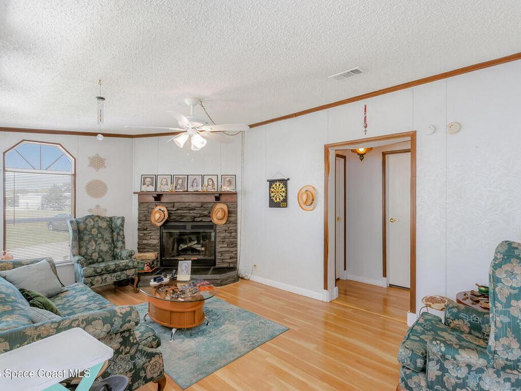 251 Blossom Lane, Palm Bay, FL 32907