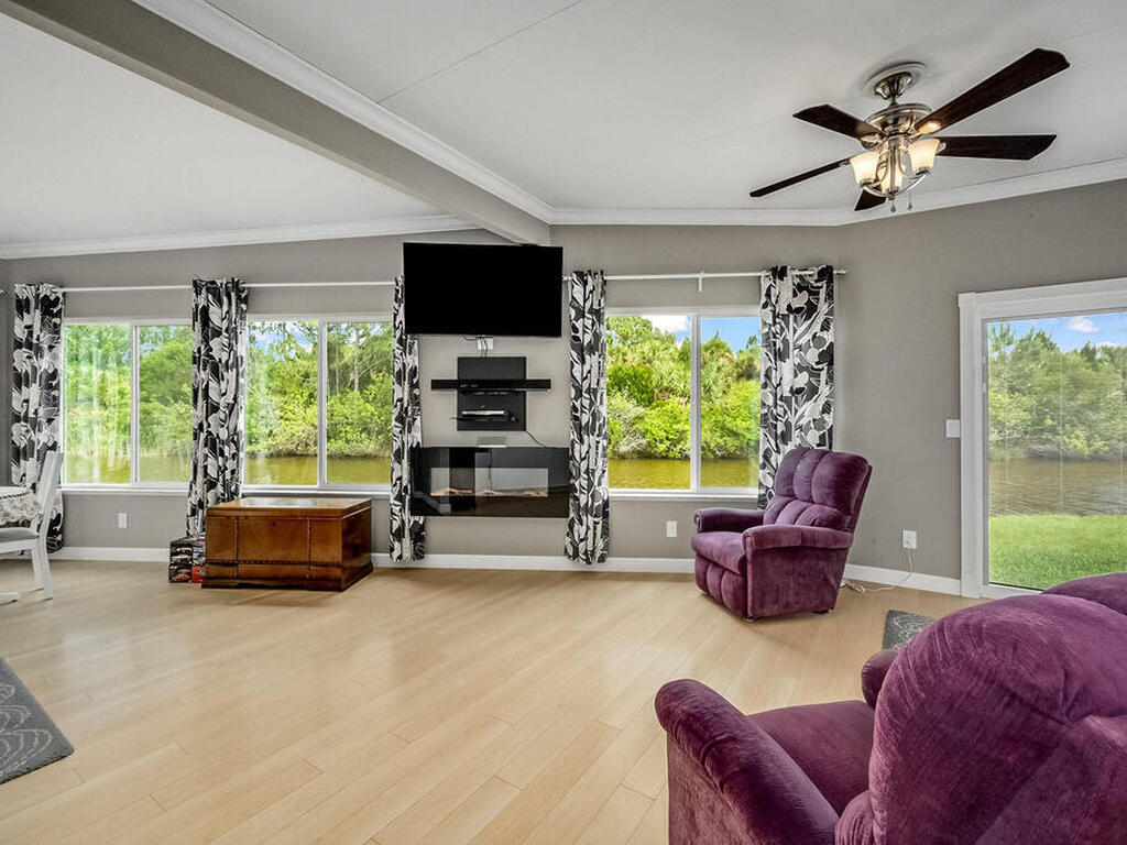 120 Windsong Way, Titusville, FL 32780