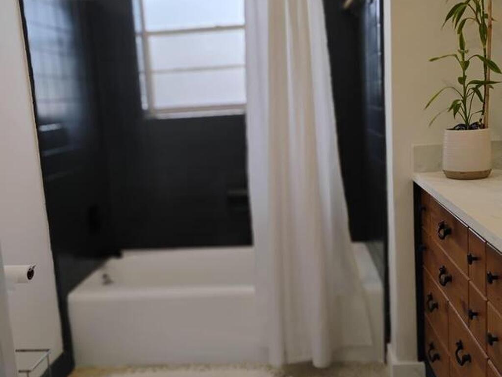 2050 Port Malabar Boulevard, Palm Bay, FL 32905