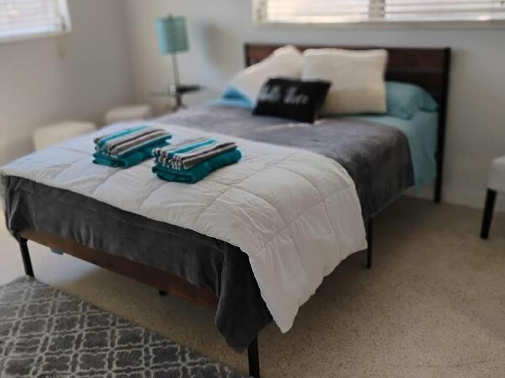 2050 Port Malabar Boulevard, Palm Bay, FL 32905