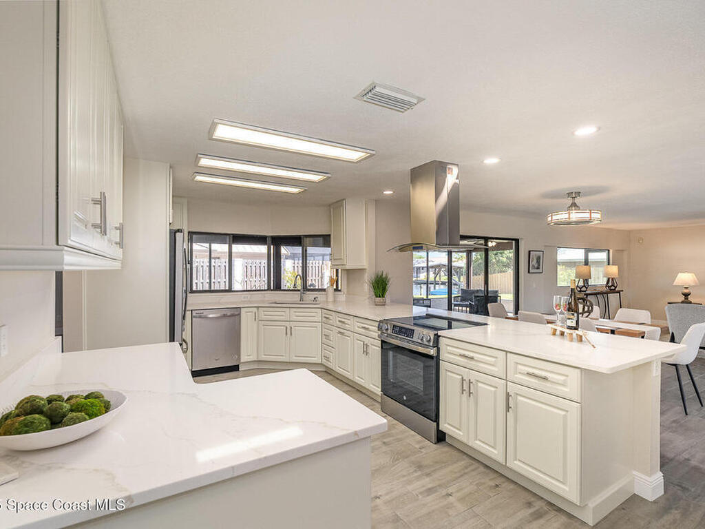 2280 Sykes Creek Drive, Merritt Island, FL 32953