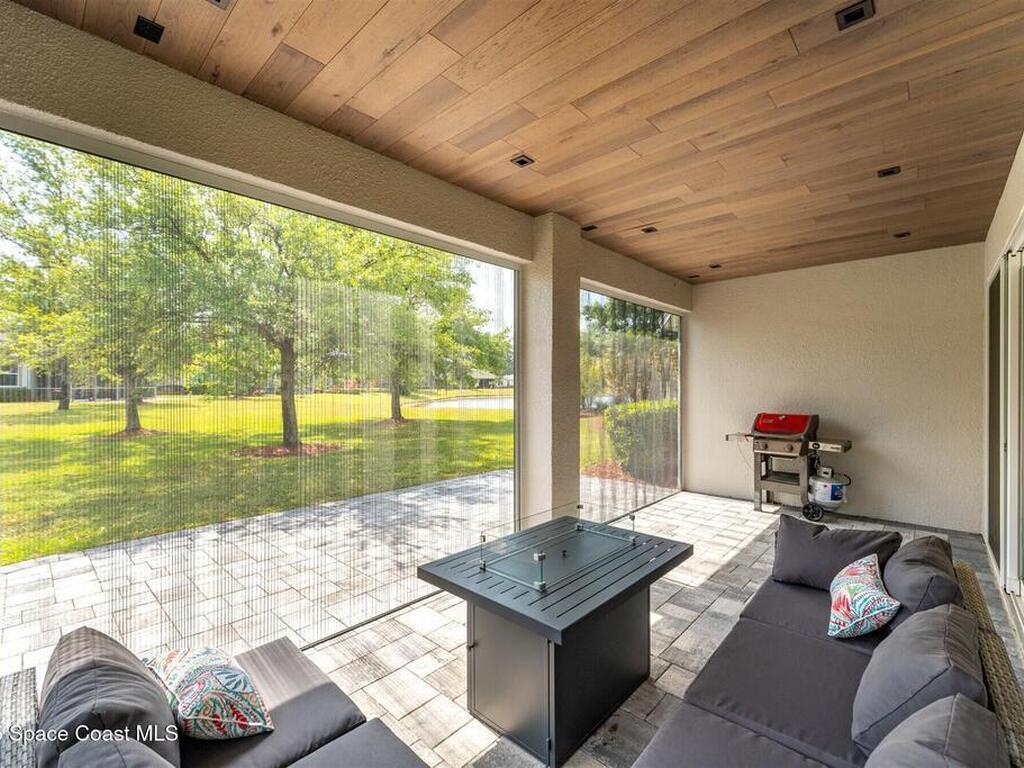 366 Gardendale Circle, Palm Bay, FL 32909
