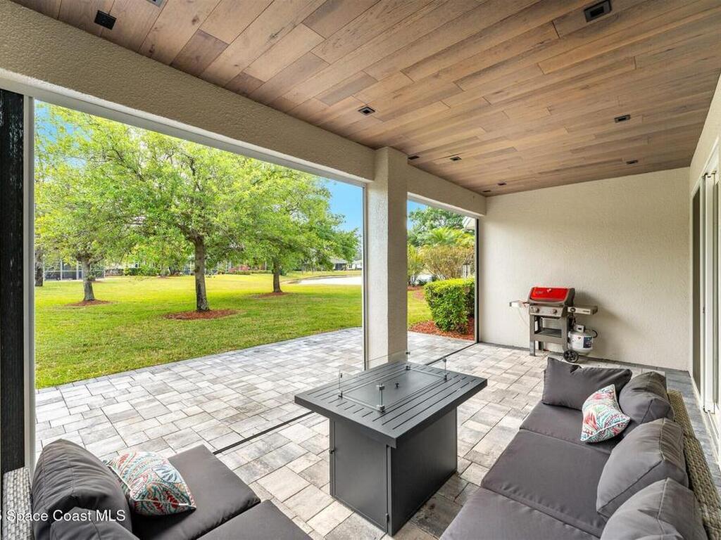 366 Gardendale Circle, Palm Bay, FL 32909