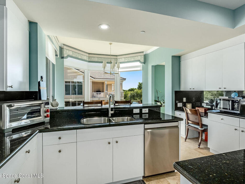 601 N Swim Club Drive, Indian River Shores, FL 32963