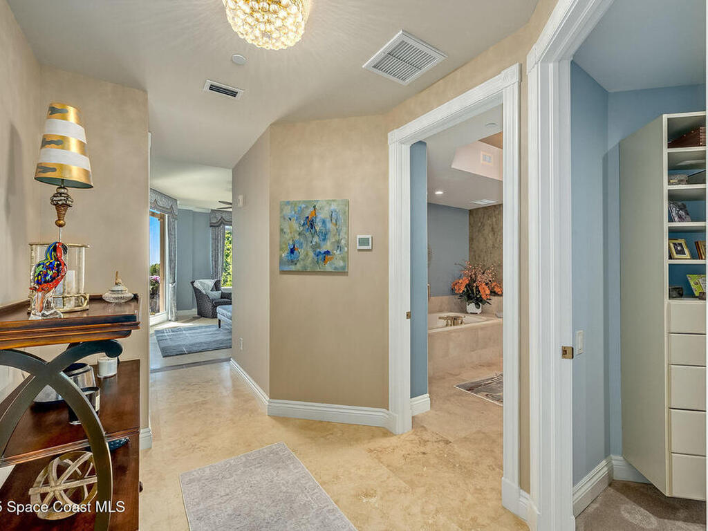 601 N Swim Club Drive, Indian River Shores, FL 32963