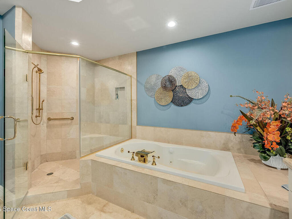 601 N Swim Club Drive, Indian River Shores, FL 32963