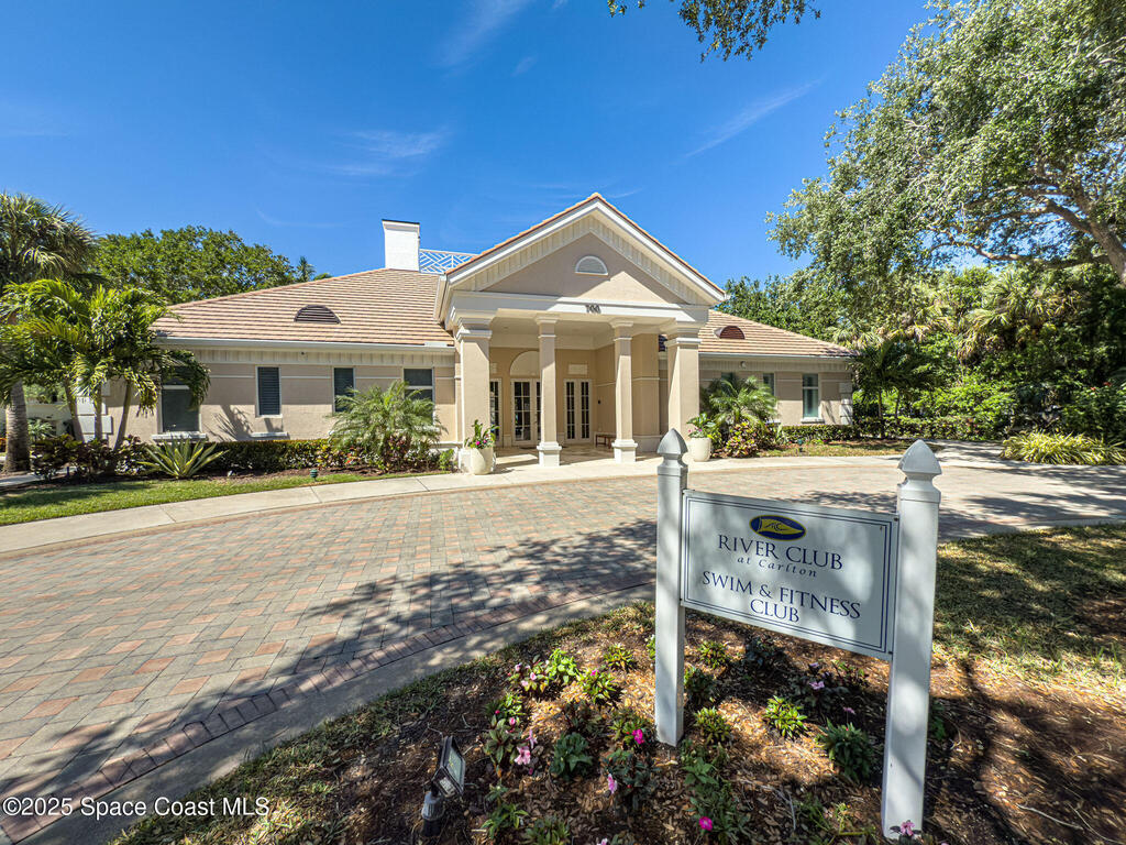 601 N Swim Club Drive, Indian River Shores, FL 32963