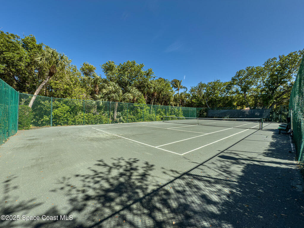 601 N Swim Club Drive, Indian River Shores, FL 32963