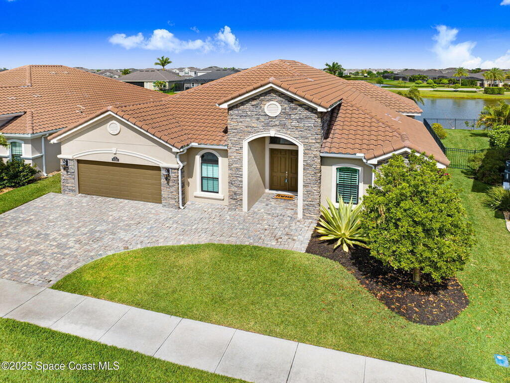 8116 Stonecrest Drive, Melbourne, FL 32940