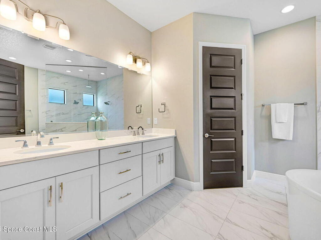 8116 Stonecrest Drive, Melbourne, FL 32940