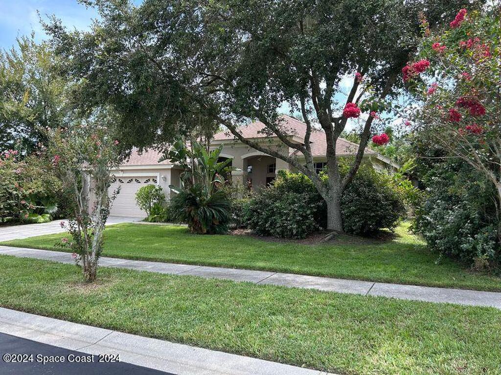 1133 Helmsdale Drive, Wesley Chapel, FL 33545