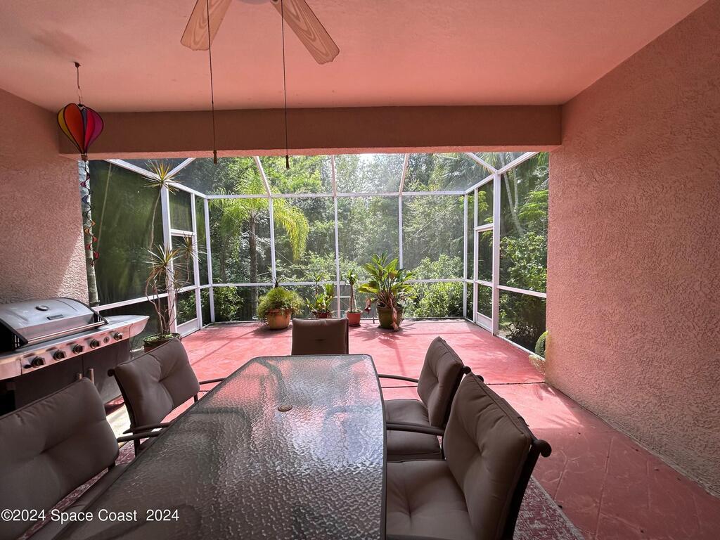 1133 Helmsdale Drive, Wesley Chapel, FL 33545