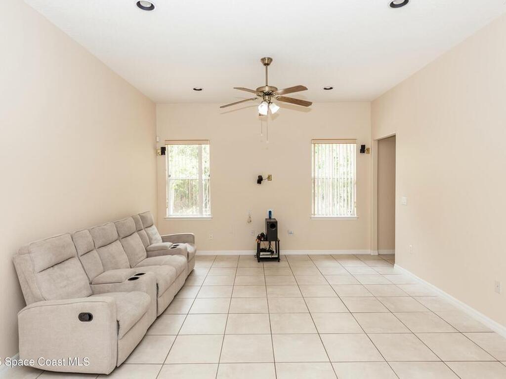 19261 Quarterly Parkway, Orlando, FL 32833