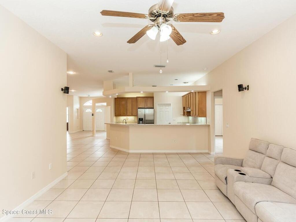 19261 Quarterly Parkway, Orlando, FL 32833