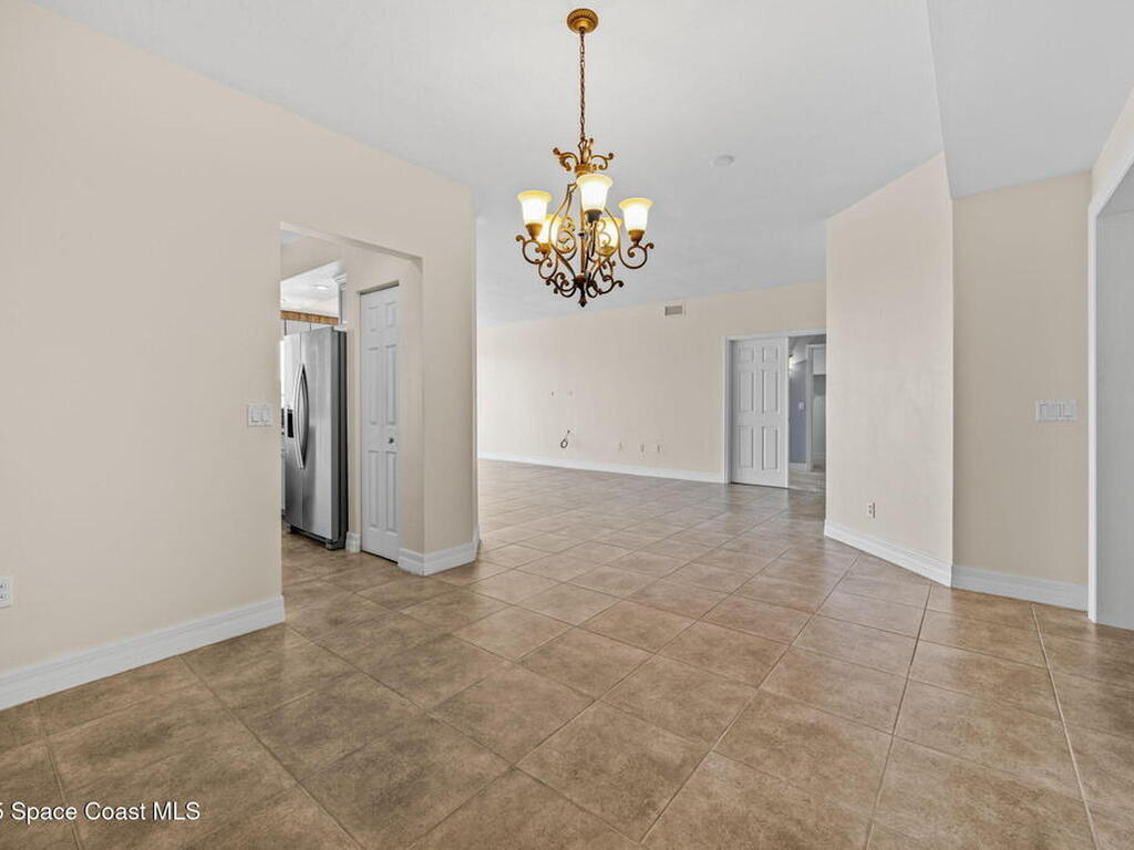 140 Warsteiner Way, Melbourne Beach, FL 32951