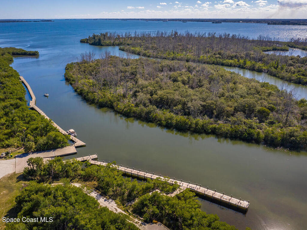 140 Warsteiner Way, Melbourne Beach, FL 32951