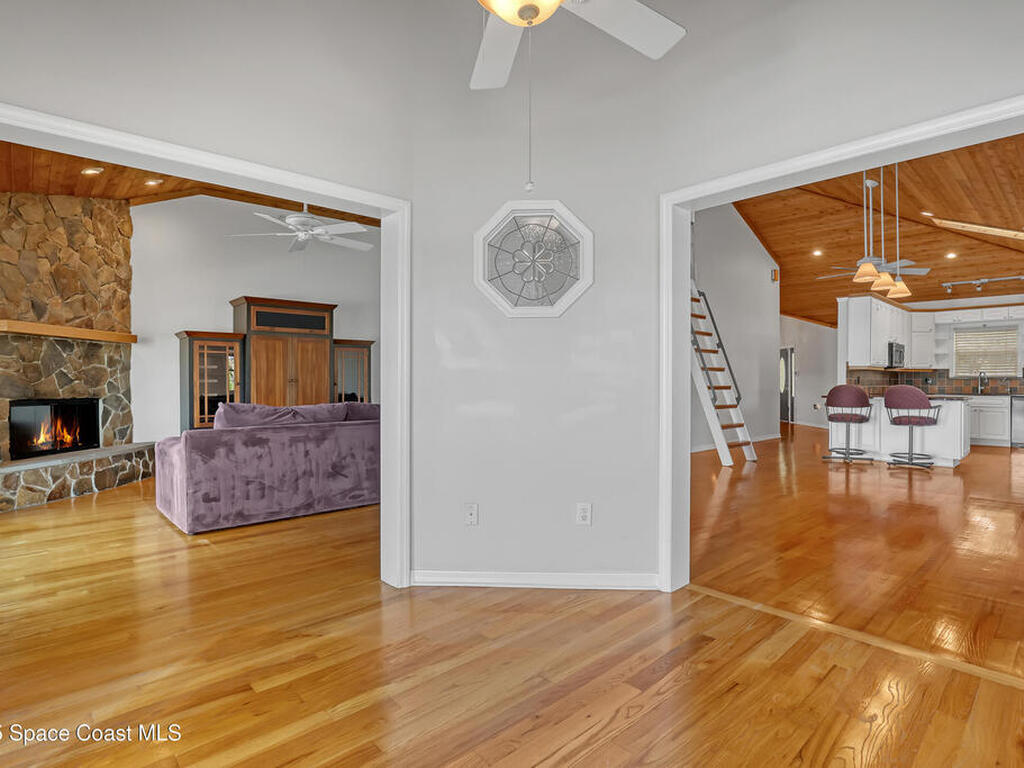 940 W Whitmire Drive, Melbourne, FL 32935