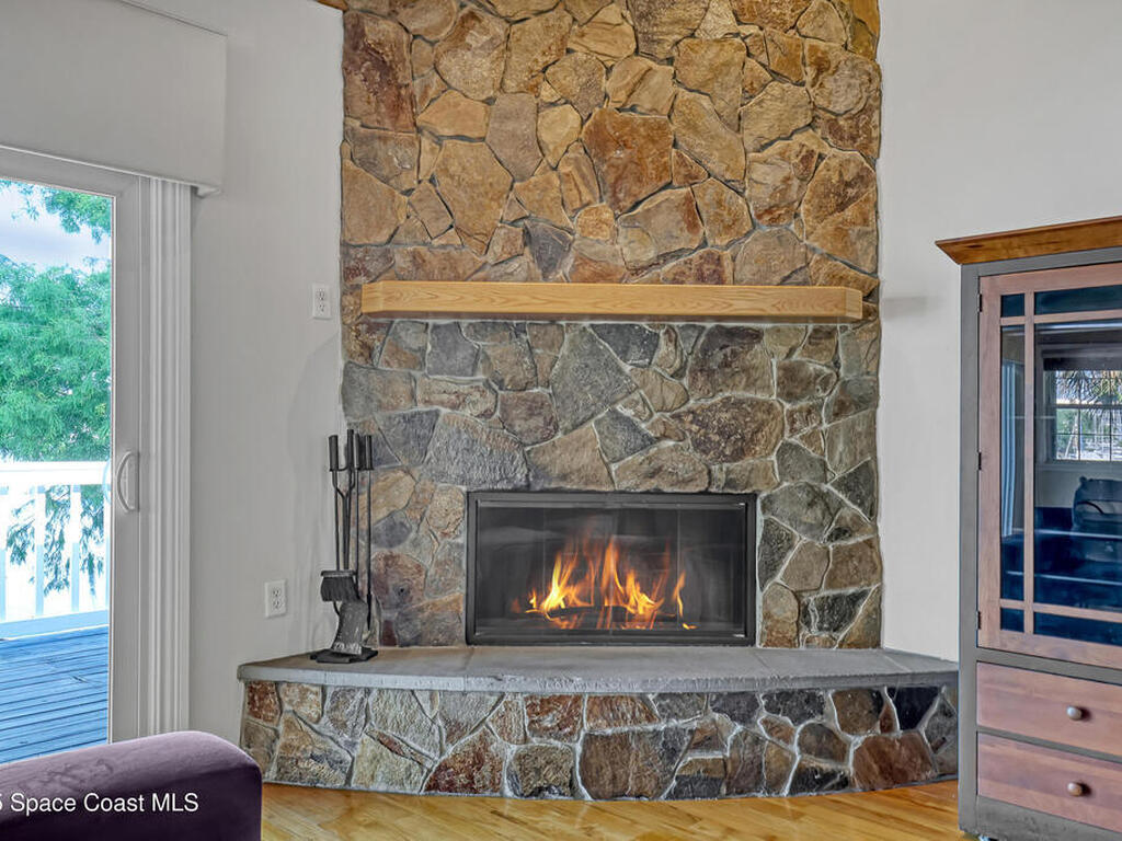 940 W Whitmire Drive, Melbourne, FL 32935