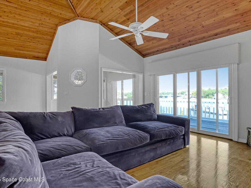 940 W Whitmire Drive, Melbourne, FL 32935