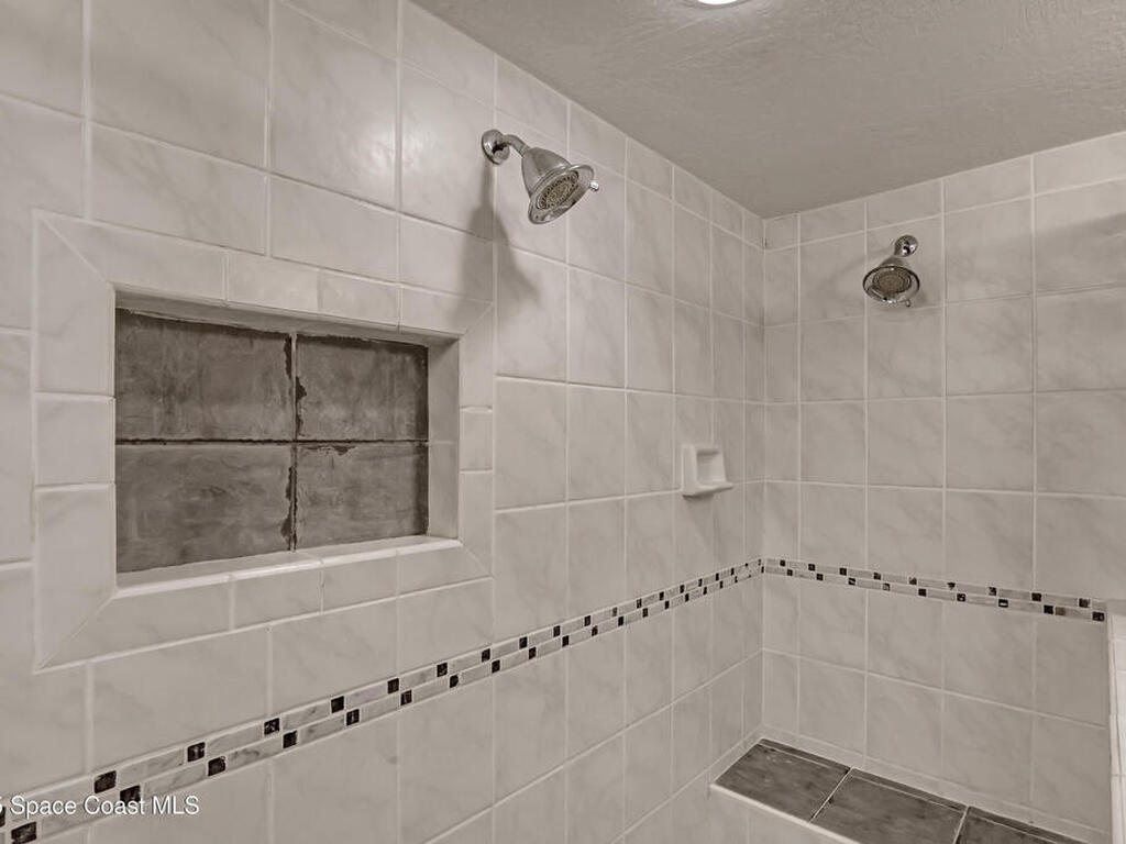 940 W Whitmire Drive, Melbourne, FL 32935