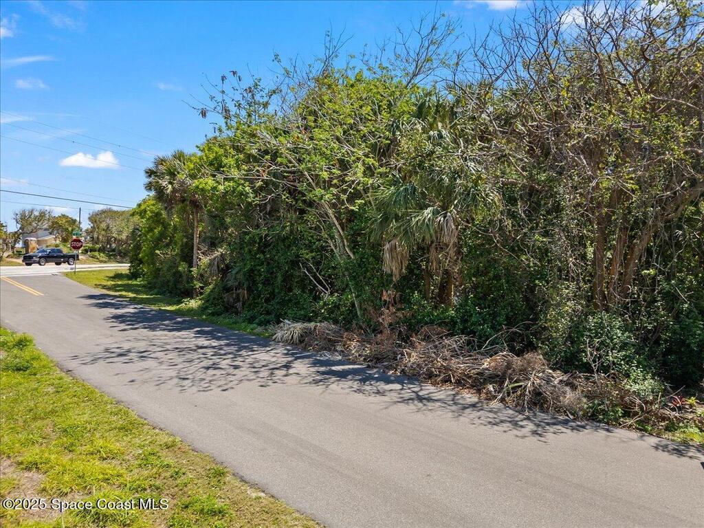 101 Seagrape Road, Melbourne Beach, FL 32951