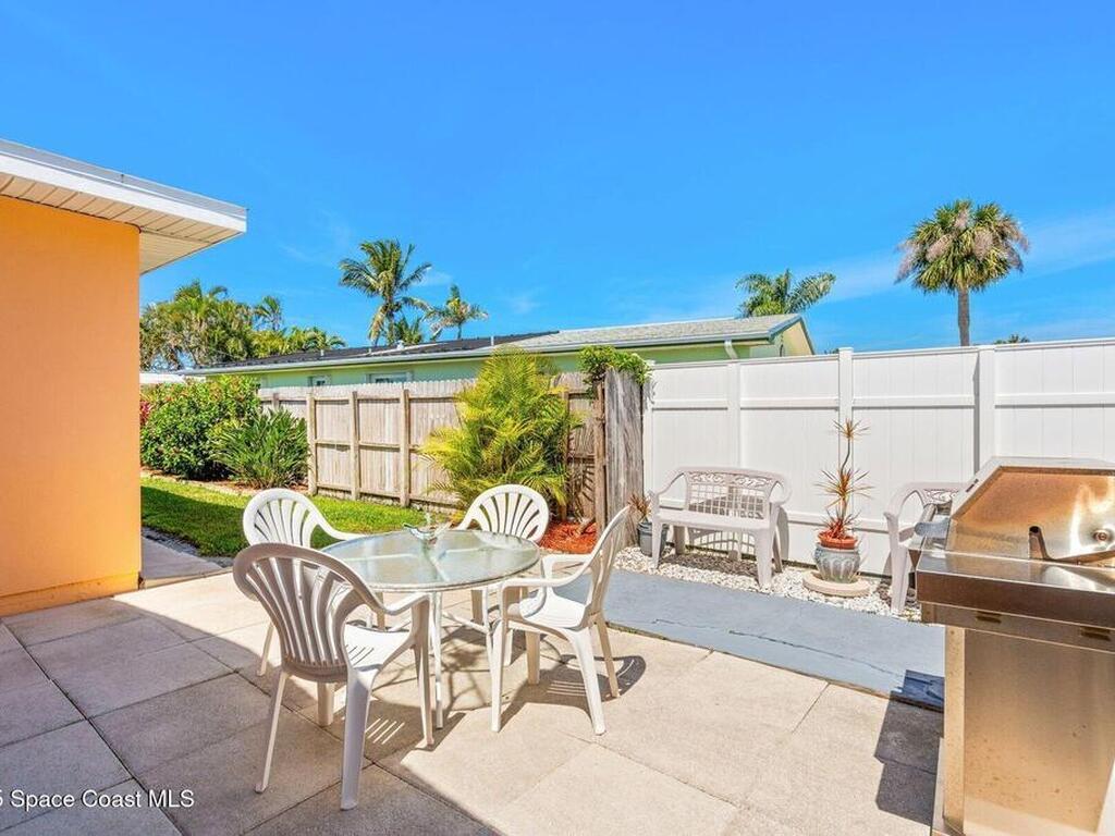 160 Coral Way, Indialantic, FL 32903