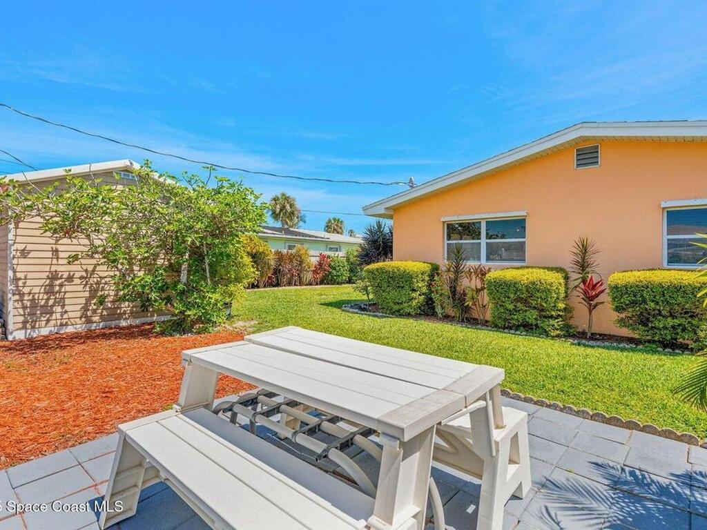 160 Coral Way, Indialantic, FL 32903