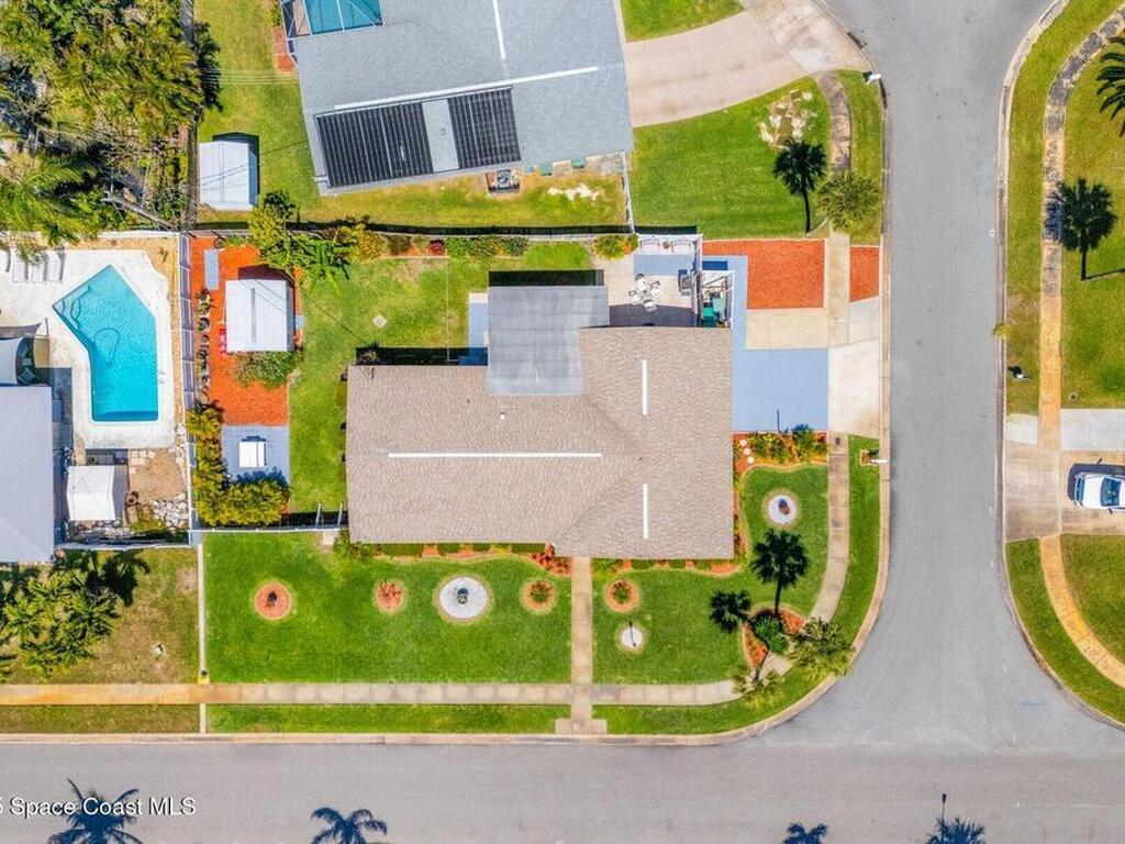 160 Coral Way, Indialantic, FL 32903