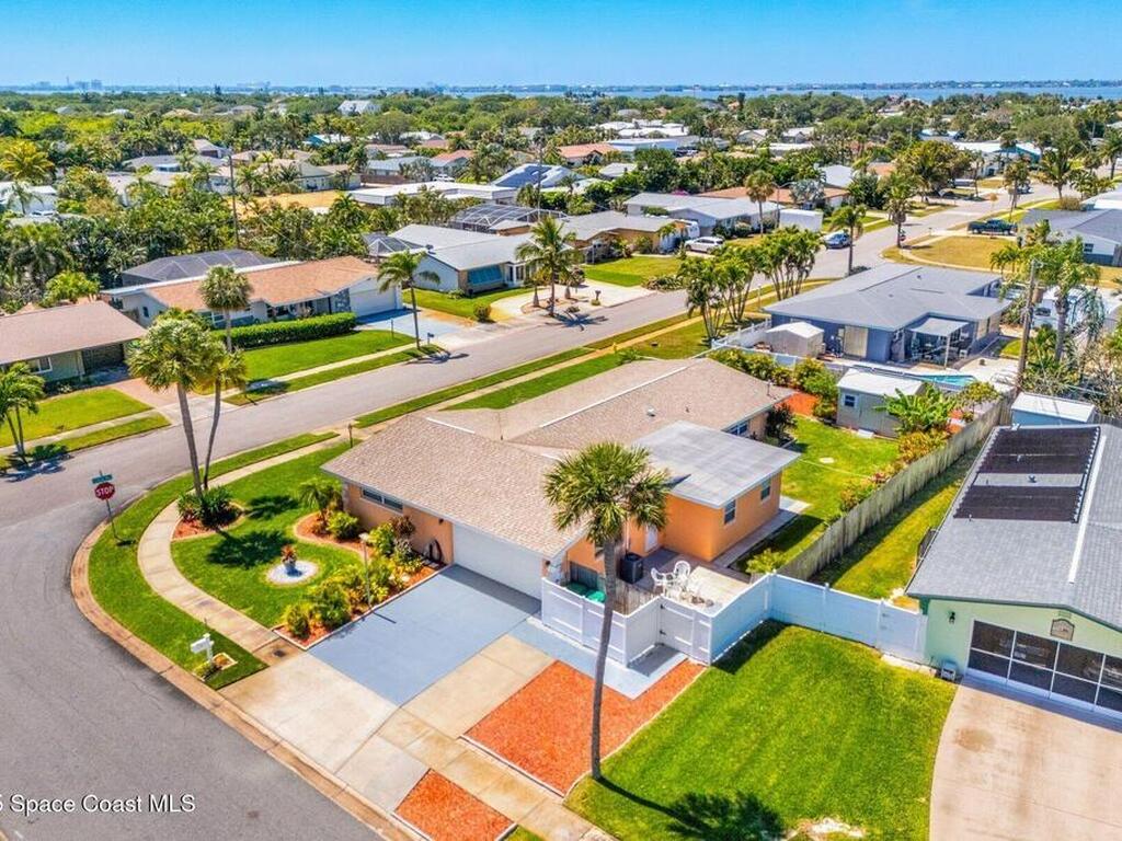 160 Coral Way, Indialantic, FL 32903