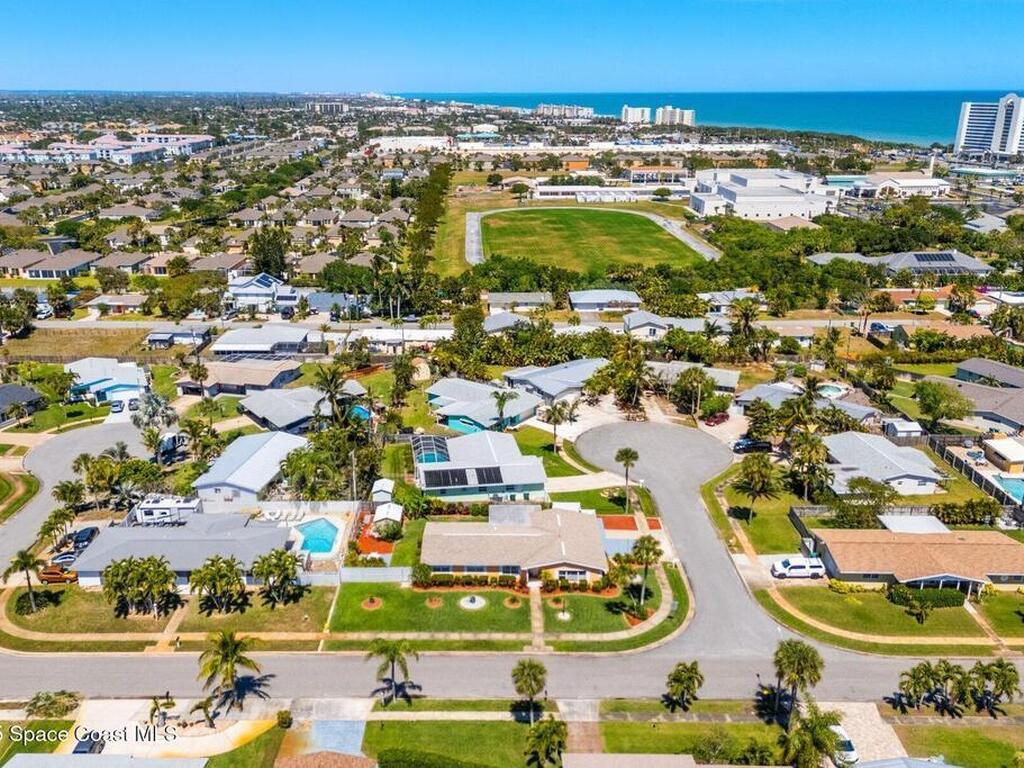 160 Coral Way, Indialantic, FL 32903