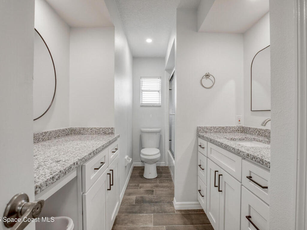 5215 Pina Vista Drive, Melbourne, FL 32934