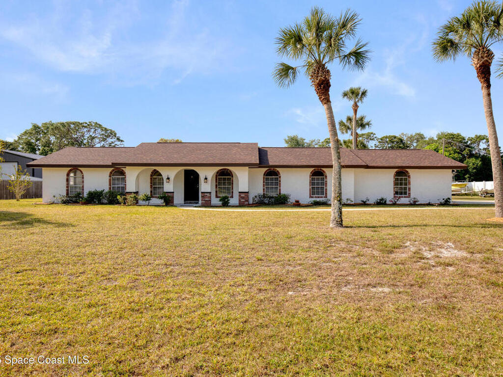5215 Pina Vista Drive, Melbourne, FL 32934