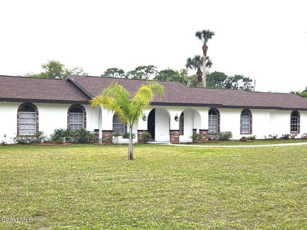 5215 Pina Vista Drive, Melbourne, FL 32934