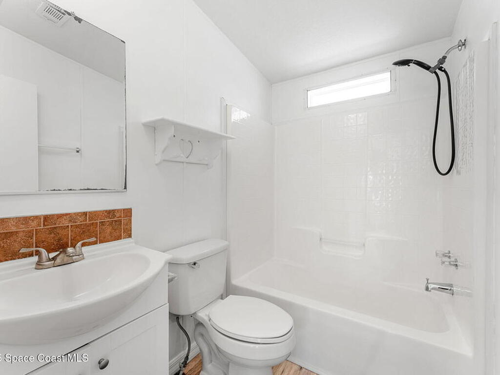 868 Dove Avenue, Rockledge, FL 32955