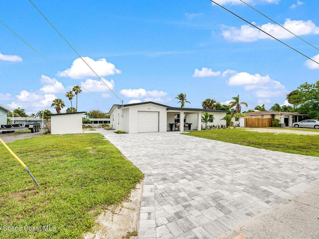 1670 S Harbor Drive, Merritt Island, FL 32952